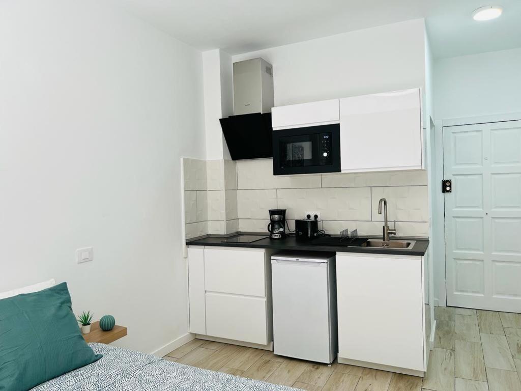 Coqueto Apartamento A 50 Metros De La Playa ลาสปัลมาส เด กรานคานาเรีย ภายนอก รูปภาพ